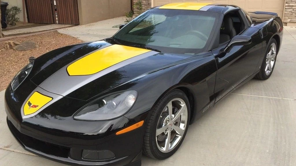 Click to Enlarge-Esc to Close Corvette Generations/C6/C6R 2009 GT1 Z06 black.webp